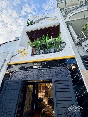 5 phòng ngủ- hẻm ô tô- nhà mới đón tết- 3 tầng- đg nguyễn văn khối- tặng nội thất