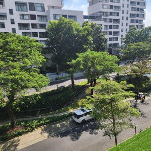 bán gấp cc garden plaza 1, 14 tỷ vnd, 130m2, 3pn, 2wc, view đẹp, q7, hcm