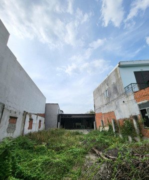 tổng diện tích 137m2. odt 60m (ngang trước 5,4 mét) đất mt lái thiêu 58 hcm