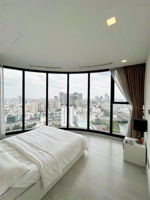 cho thuê 6 tháng căn 2pn vòng cung view landmark quá đẹp - vinhomes golden river
