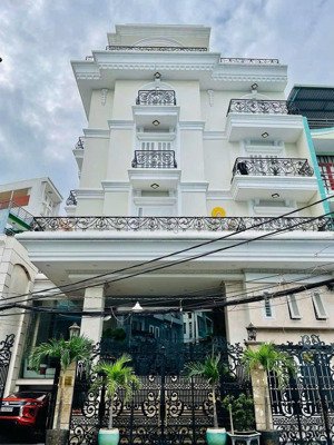 siêu phẩm biệt thự 16 chdv lê văn sỹ, quận 3. giá khởi điểm 47 tỷ, tlm