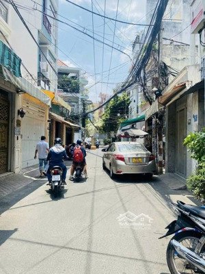 203m2- 8x24m, nở hậu 12m- hxh bình tiên- phạm văn chí quận 6