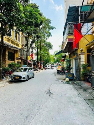 đất hiếm - ngõ thông - ô tô sát nhà - phù hợp xây ccmn - dt 95m2 * mt 6m