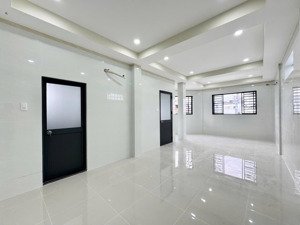 cho thuê phòng nguyên tầng - toilet riêng - ngay lý thái tổ q3 gần hồ thị kỷ