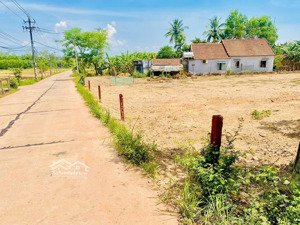 cần bán 2 lô liền kề diện tích lớn giá đầu tư