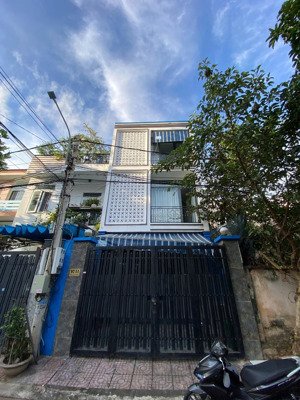 bán!! siêu phẩm nhà mới 4 tầng có thang máy sát biển bãi sau, phan chu trinh | ô tô tránh nhau