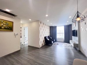 cho thuê orchard garden 2pn 2wc full nội thất y hình gần sân bay giá 17tr gần sân bay