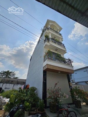 bán đất : 8 x 19 hẻm 296/ nguyễn văn quá q.12