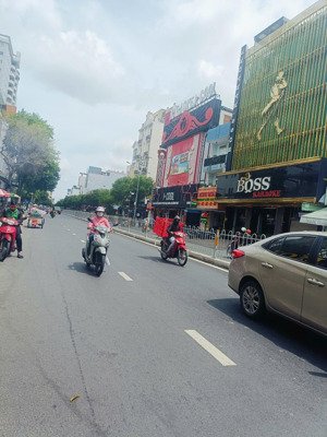 10,6 tỷ ! mặt tiền tân sơn nhì .q tân phú. dt: ngang 4,2m. công nhận (50m2)