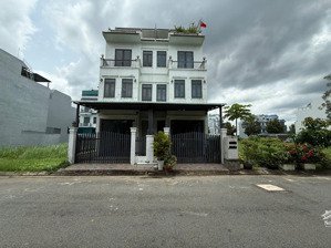 cho thuê nhà kđt năm sao eco city phước lý long an | 3 lầu, 5pn