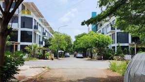 biệt thự ventura 12.5x17m - 1 trệt 4 lầu - có thang máy - giá tốt sổ hồng