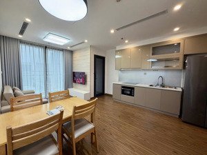 chính chủ bán căn 90m2, 3n2wc full nội thất cc the legend giá 9,1tỷ bao phí tỷ có tl. lh 