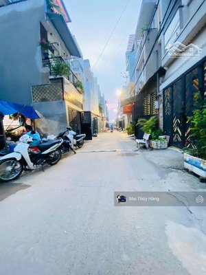 hiếm - bán đất tặng nhà cấp 4 khu dân cư dân trí ngay tô ngọc vân - hxh thông - đang cho thuê