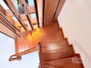 cực đẹp đón tết luôn hồ tùng mậu-mai dịch-cầu giấy, phạm văn đồng 38m 5tầng ngõ thoáng sạch 10,89tỷ