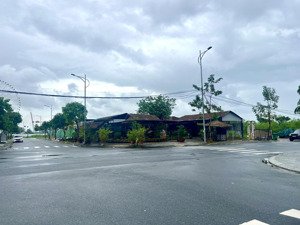 cho thuê đất đường doãn khuê - góc 2 mặt tiền, đối diện lotte, dt 550m2, hợp đồng thuê lâu dài