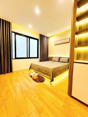 sướng khi ở yên hoà-cầu giấy 39m 5tầg đẹp tỉ mỉ tâm huyết tiện ích x.quanh nhà, vượng khí 12.86tỷ