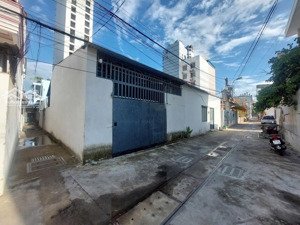 bán nhà 3 mặt tiền ngang 15 m diện tích 239,9 m đường dương hiến quyền giá cực tốt 18 tỷ gần biển