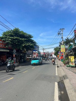 lô đất giá đầu tư ,hệ số xd cao kinh doanh chdv hoặc phòng trọ - hạ 300 triệu bán trước tết . 110m2