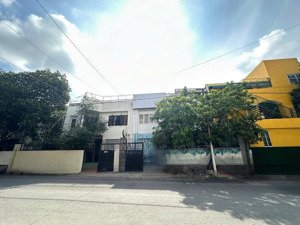 cho thuê mặt tiền đường hoàng dư khương quận 10 - dt 12x15 - trệt 2 lầu - giá 48 triệu 