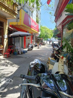 chú em cần bán gấp nhà phú viên, bồ đề dt 135m , mt 5.15m, giá đầu tư- chỉ 18.x tỷ