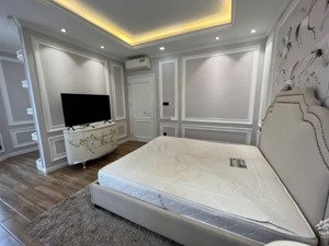 ngộp bank cần bán gấp trước tết ta căn biệt thự khu compound lavila nhà bè, giá chỉ 11 tỷ, còn tl