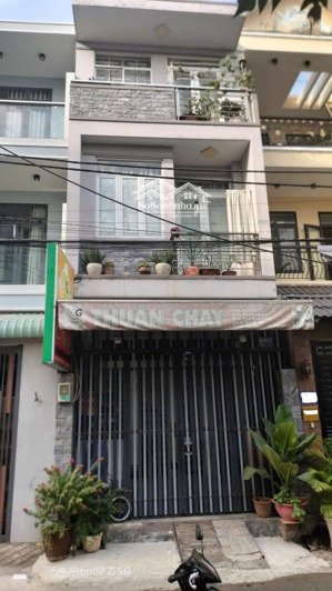 nhà 3 tầng- rung tâm linh đông-hẻm xe hơi-pháp lý chuẩn-hoàn công đủ-khu phân lô-5.7 tỷ tl.