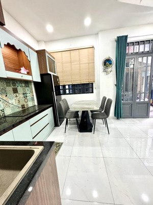 5x7m, bán gấp nhà 2 tầng, hxh, nguyễn văn công, p3 gò vấp, 4 tỷ nhỉnh