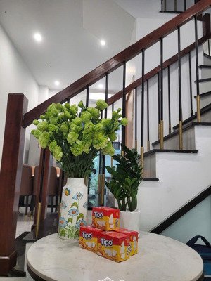 chủ nhà bán gấp liền kề cọ xanh 48m2 sẵn dòng tiền cho thuê giá chỉ 7.7 tỷ thu về