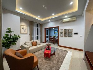 cho thuê căn hộ the garden 2pn, căn góc, nhà đẹp, 25tr