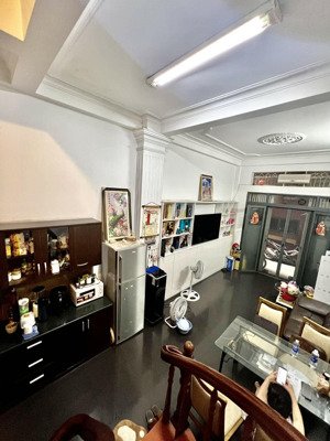 bán nhà riêng tại lê thánh tôn, 15 tỷ, 40m2, 4pn, 5wc, q1, hcm