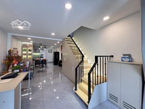 2tỷ530 hiếm mới có nhà 52m² khu trung tâm quận 5, ngô quyền, tầm tiền hiếm gặp, ở là tiện đủ đường