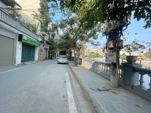 bán đất vị trí vàng, view hồ đức diễn - 99m2 - mt 5,6m - ô tô tránh - xây ccmn hay toà vp đẹp. 24đ