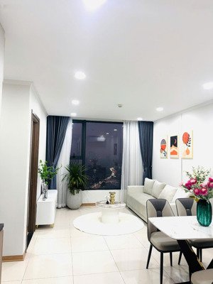 bán căn hộ chung cư tại chung cư 79 ngọc hồi, 5,6 tỷ, 66m2, view đẹp