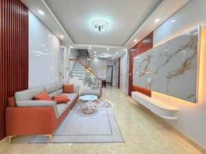 chuyên nhà đẹp trung tâm xô viết nghệ tĩnh, 50m2, 3 tầng, 4pn, nội thất đủ, ở hoặc cho thuê, 8,5 ti