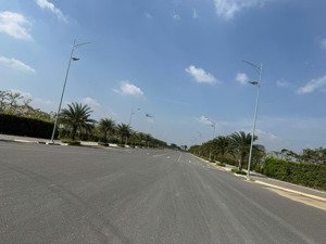 ra gấp lô đất 90 đường mai bá hương ngay cầu xáng ngang. kết nối võ văn kiệt nối dài. shr