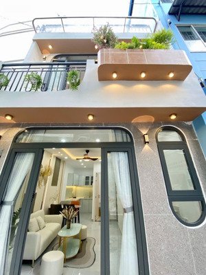 cô bảy bán nhà đường nguyễn khuyến phường 12 quận bình thạnh giá chỉ 9 tỷ 790tr/58m2. hẻm 4m