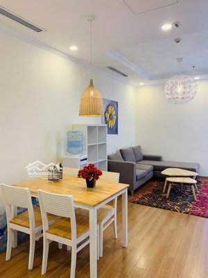 cho thuê căn hộ tại vinhomes nguyễn chí thanh diện tích 55m2 1 ngủ giá 16 triệu nội thất đầy đủ
