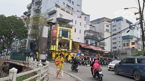 nhà 10 tầng 220m2 giá 158 tỷ, tại mặt phố phường trúc bạch