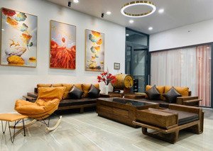 căn hộ dịch vụ 2pn -2wc sân vườn thích hợp kinh doanh tại nhà/ở gia đình tân quy quận 7