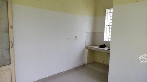 phòng trọ cmt8 p.hoà hưng, giá tốt