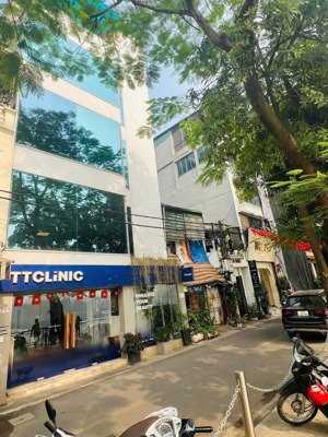 hot hầm để xe! cho thuê nhà mặt phố trường chinh - dt 70m2 x 4t + hầm - mt 8m