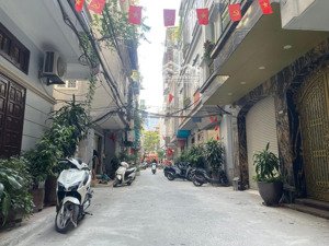 siêu phẩm ba đình - nhà mới 5 tầng thang máy - ngõ rộng thoáng 10m ra oto tránh - giá siêu hạt dẻ !