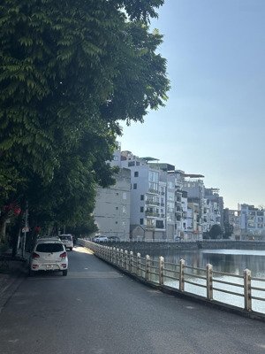 phố vip tây hồ,nhà đẹp ngõ thông,sát phố,luôn full phòng khách tây thuê