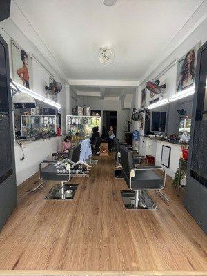 chính chủ cần bán gấp nhà riêng giá rẻ 4 tầng 5pn, 5wc tân bình hồ chí minh-78m2 chỉ với 11 tỷ 900