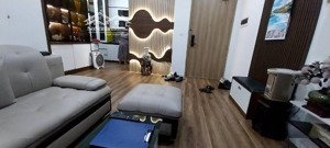 bán yên hòa, cầu giấy: 50m2 chỉ nhỉnh 4 tỷ, nội thất đầy đủ, mới, sạch sẽ ở luôn
