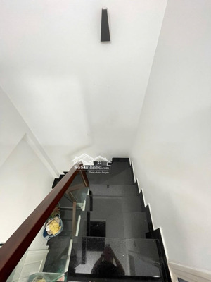 nhà 4 tầng, 50m2, đường tân kỳ tân quý, quận tân phú, sài gòn, hơn 5 tỷ.