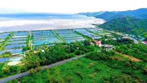 duy nhất 1 nền ngay đối diện vịnh cam ranh và nằm liền kề dự án vin homes cam ranh