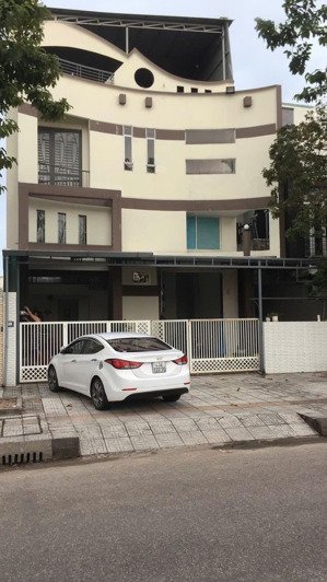 tôi chính chủ gửi bán gấp căn nhà tâm huyết 4 tầng mặt tiền đại lộ hùng vương t. tâm