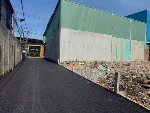 lô đất đẹp 70m2, sát mặt tiền quốc lộ 13, ngay vạn phúc city, hẻm 5m thảm nhựa mới, sổ vuông vức