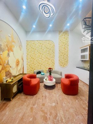 bán nhà hồng mai, bạch mai, hai bà trưng 25m 4tầng, mt 4,7m lô góc ba gác đỗ cửa.